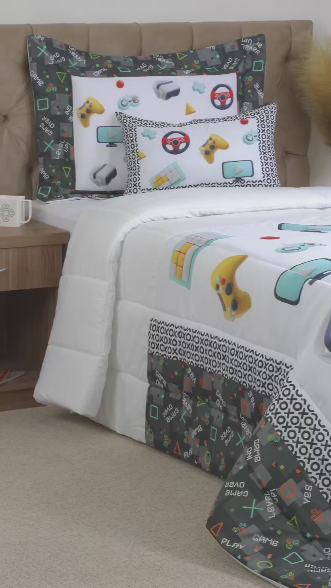 Kit Edredom Estampado Boy 4 Peças Solteiro 100% Poliéster 300 Fios Estampa Digital Jogos